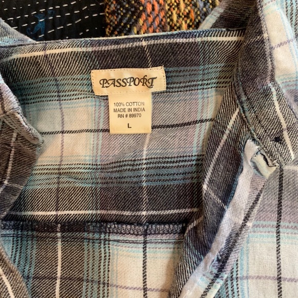 Soft flannel - Picture 3 of 3